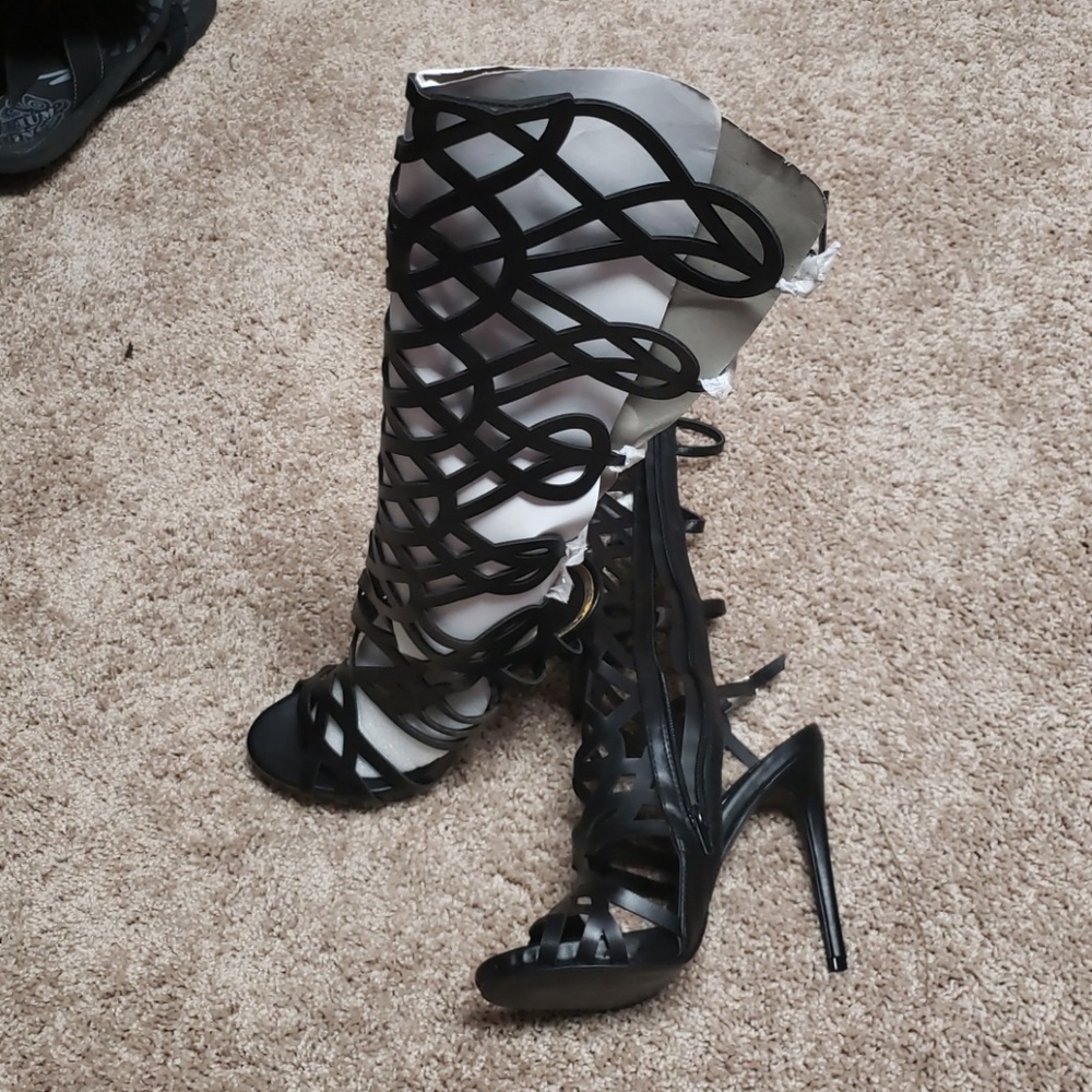 Knee high shoes